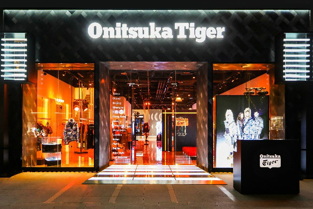 Onitsuka Tiger 鬼塚虎成都晶融汇购物中心形象店盛大开业